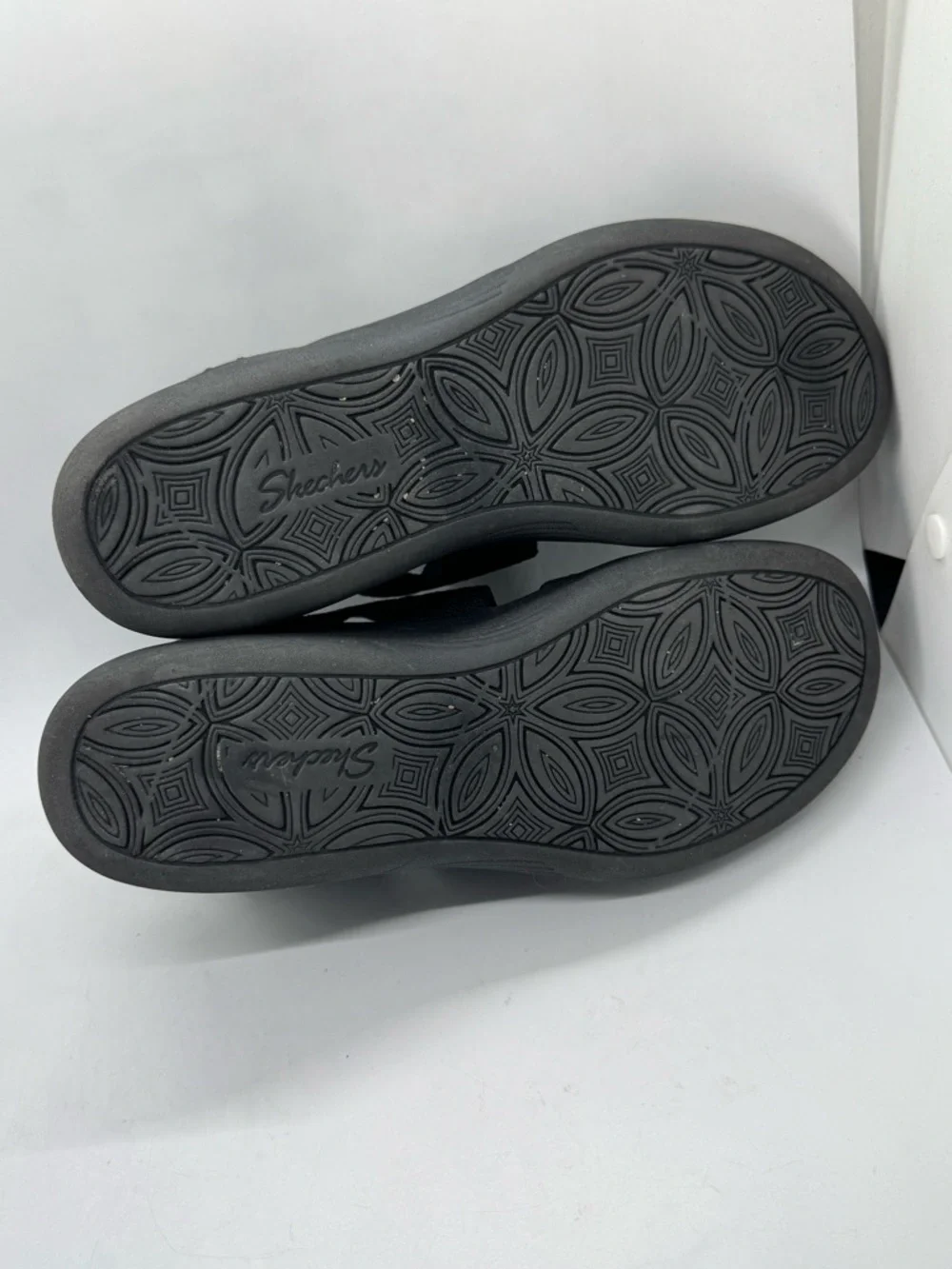 Skechers Slip-ins_Pier Lite Flex Washable Sandals in Black Size 8 - Picture 9 of 10